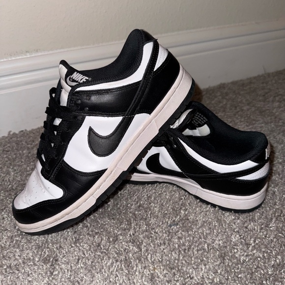Nike Dunk Low - Picture 1 of 5